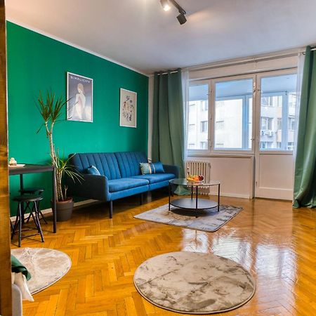 Hacienda Royal Palace - Central Designer Apartment Bukarest Eksteriør billede